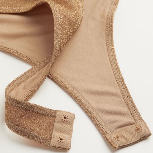 Golden Bodysuit - Picture 6 of 7